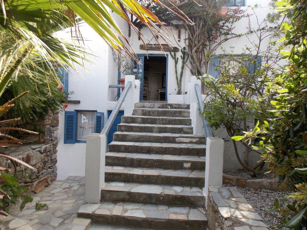 Studios & Suites Rania Mykonos Town Экстерьер фото